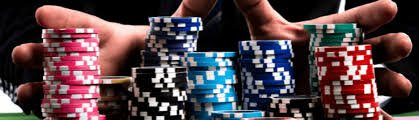 Filipino player browsing sports betting events on sagili link mobile browser